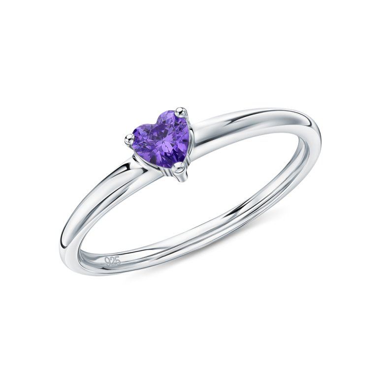 Серебряное кольцо с фианитами