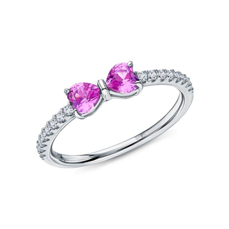 Серебряное кольцо с фианитами и корундом