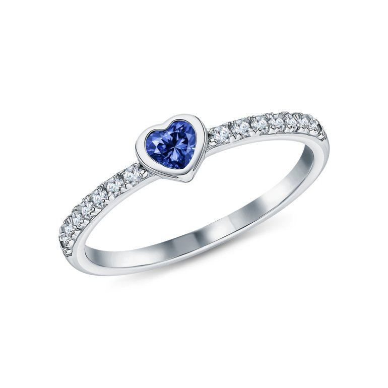 Серебряное кольцо с фианитами